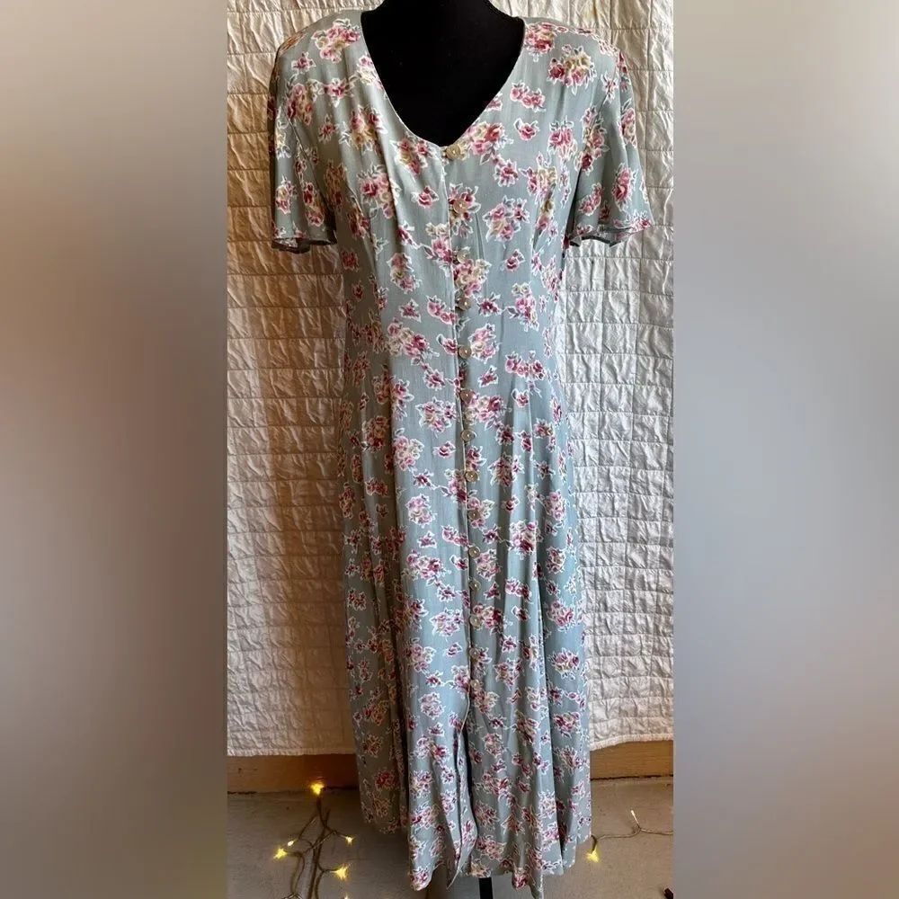Cdc Caren Desire Company Vintage maxi button flutter sleeves floral print size 6